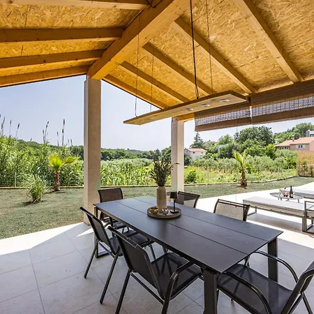 Enja For 8 People Near Pula With Private Pool & Pet Friendly